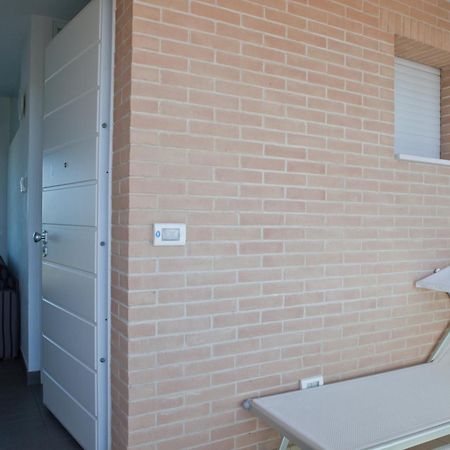 Residence La Nave Сенигалия Стая снимка