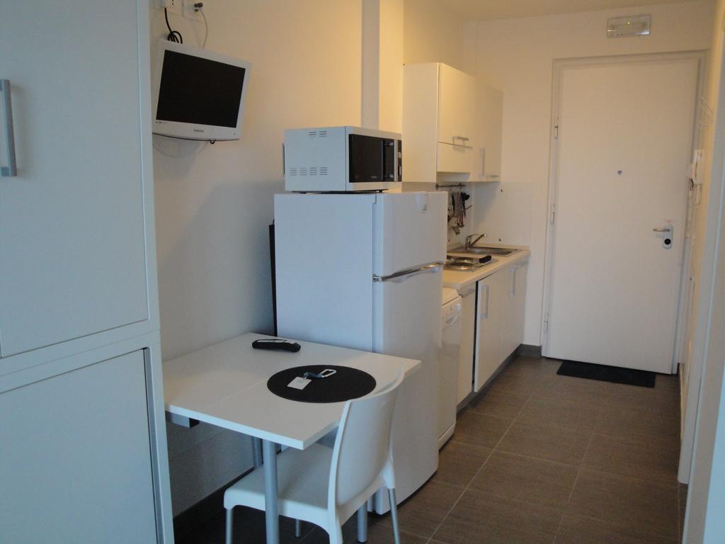 Residence La Nave Сенигалия Екстериор снимка